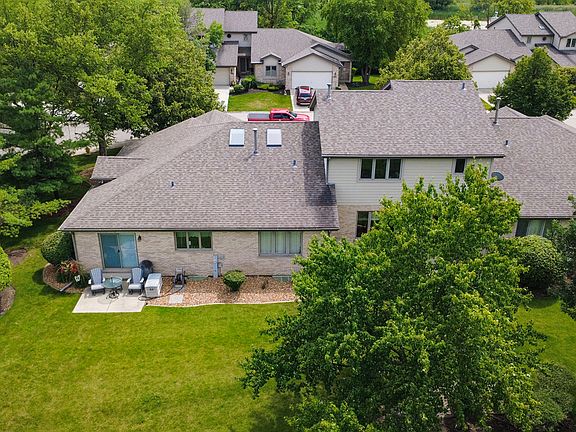 4th image of 9430 Debbie Ln