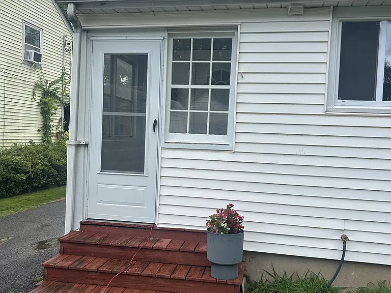 406 Oakwood Ave — Photo 19