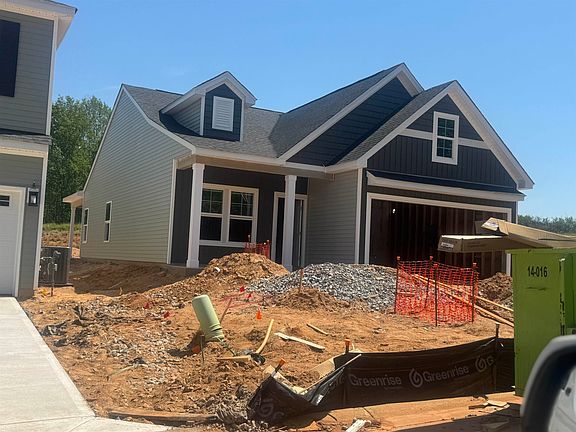 3rd image of 12178 Lansbury Dr