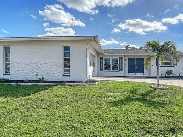 360 LAKE ROAD, VENICE, FL 34293