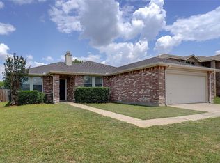 1508 Daisy Ln, Burleson, TX 76028
