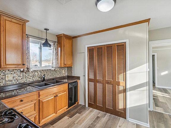 5th image of 9414 Brookline Ave