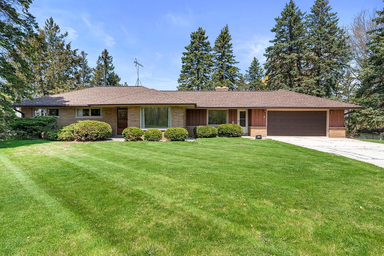 2520 State Road 33, Port Washington, WI 53074 Zillow