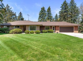 2520 State Road 33, Port Washington, WI 53074