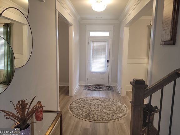 3rd image of 714 Henson Farm Dr