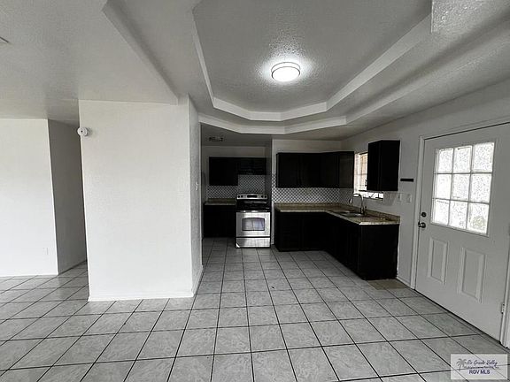 3rd image of 5105 Villa Bonita St