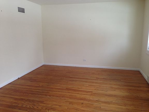 Front Room (Living or Dining room)