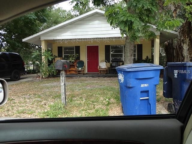 1st image of 909 Cypress St
