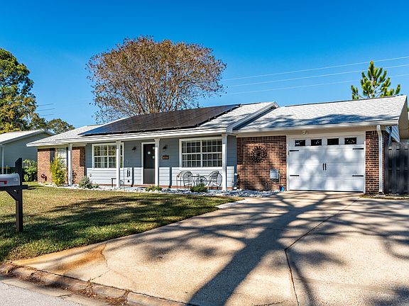 3rd image of 1107 Coral Dr