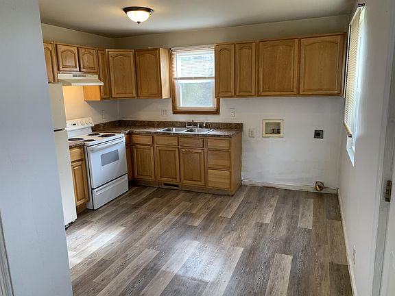 2nd image of 2022 Harold Ave