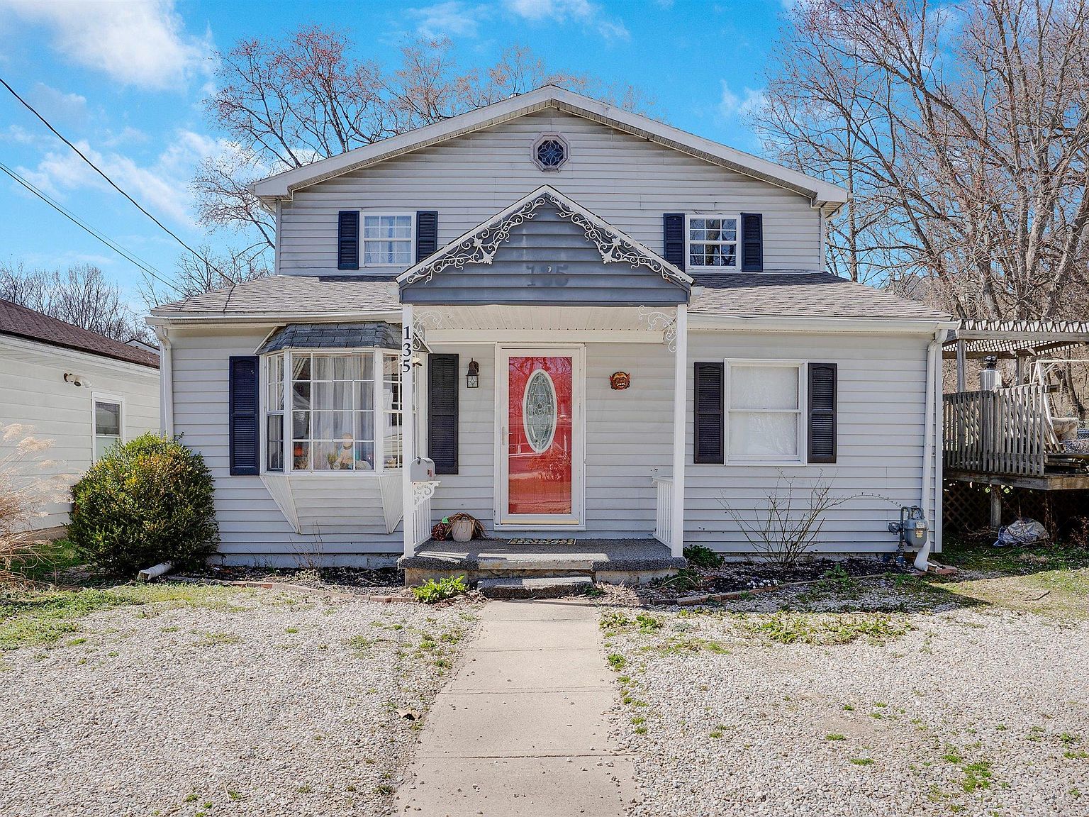 135 Arney Ave Lancaster Oh 43130 Mls 221009252 Zillow