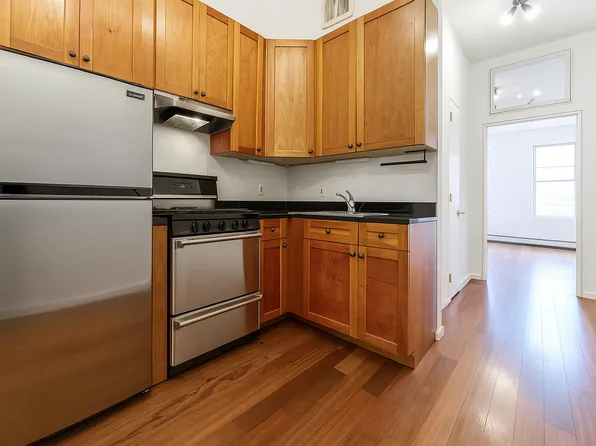 41 Maspeth Avenue image 3 of 6