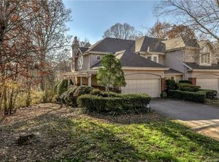 6631 Gaywind Dr, Charlotte, NC 28226