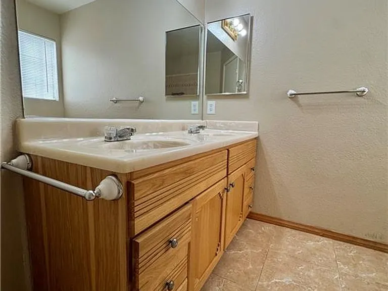 8621 Lyla Rae Cir — Photo 19