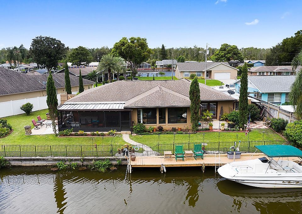 1st image of 26639 W Cove Dr