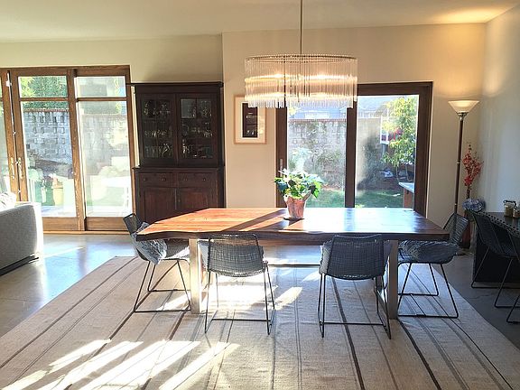 4th image of 4737 NE Park Pl