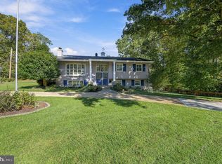 9201 Cherrytree Dr, Alexandria, VA 22309