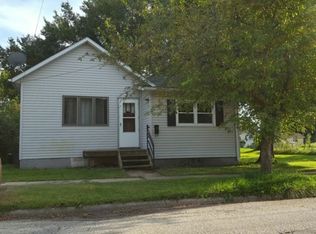 1031 W Dakota St, Spring Valley, IL 61362