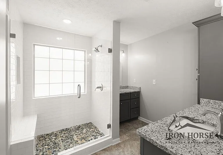 379 Beech Hollow Trl — Photo 18