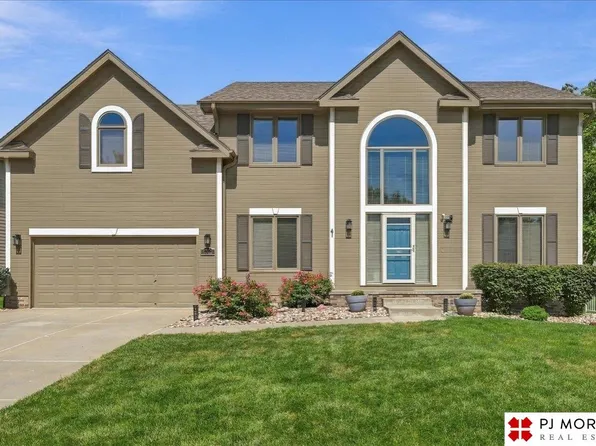 17622 Monroe St, Omaha, NE 68135