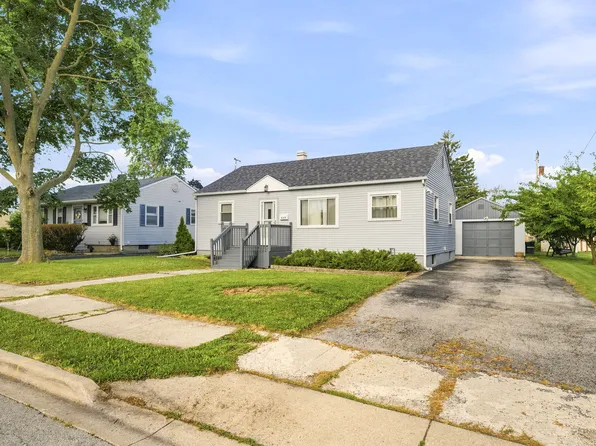 119 Park Dr, Joliet, IL 60436