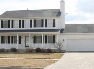 1073 Raven Rd, Bowling Green, OH 43402