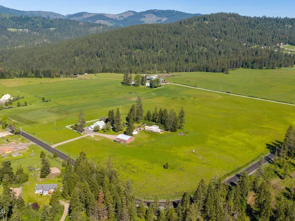 8541 W Carnie Rd, Coeur D Alene, ID 83814