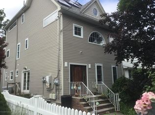 11 Prospect Pl, Staten Island, NY 10306