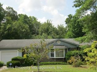 212 Summer Hill Ct, Fayetteville, NC 28303