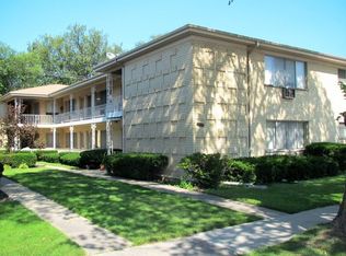 725 Busse Hwy APT 7, Park Ridge, IL 60068