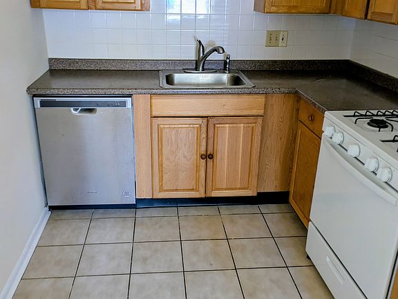 4th image of 10023 Ferndale St Floor 1