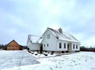 8180 Wolcott Rd, East Amherst, NY 14051