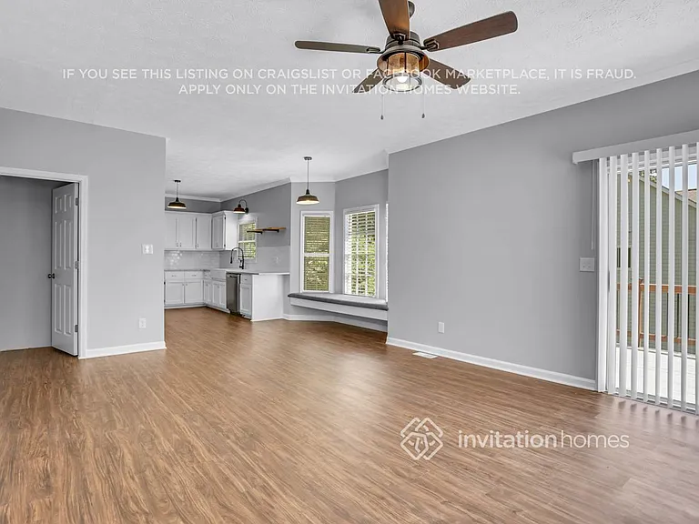 1201 Springmont Ct — Photo 7