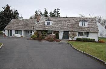 1st image of 9123 72nd Ave E