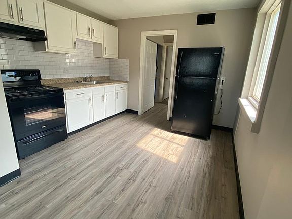 4th image of 1052 Loretta Ave #1050