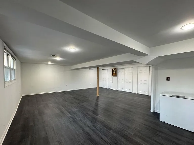131 Casmar St SE — Photo 23