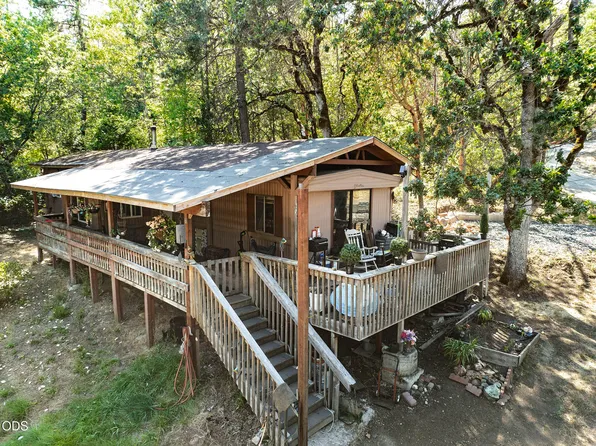 800 Homewood Rd, Grants Pass, OR 97527