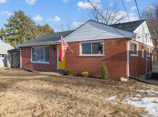 8204 Hildesheim Ave, Saint Louis, MO 63123