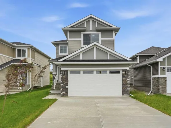 172 E Lakewood Cir, Strathmore, AB T1P 0G9