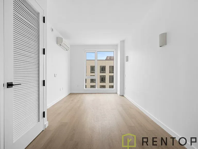 1051 Pacific St #706 — Photo 7