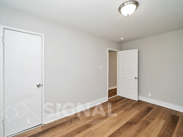 300 Norwood Ave — Photo 12