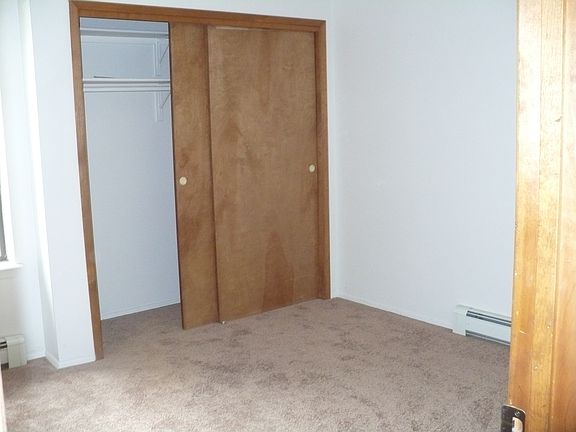 2nd Bedroom & Closet