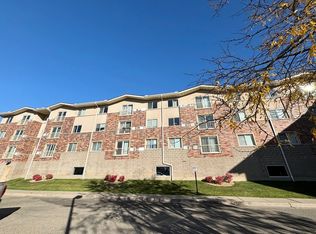 16955 Toronto Ave SE APT 310, Prior Lake, MN 55372