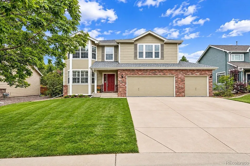 4 bed, 5005 sqft, $4,500 — Photo 1