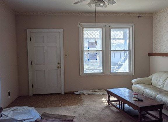 4th image of 6925 Magnolia Ave