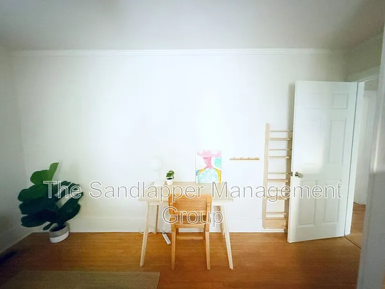 4509 Old Park Rd — Photo 13