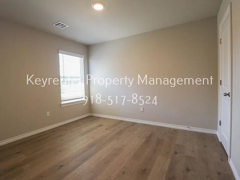 15610 S 75th East Ave — Photo 29