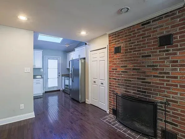 748 McHenry St, Baltimore, MD 21230