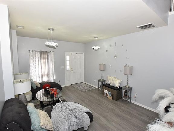 5th image of 4003 River Breeze Cir