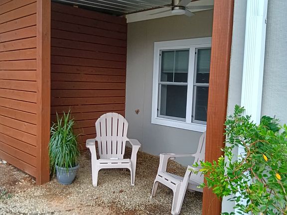 Ground floor seating area